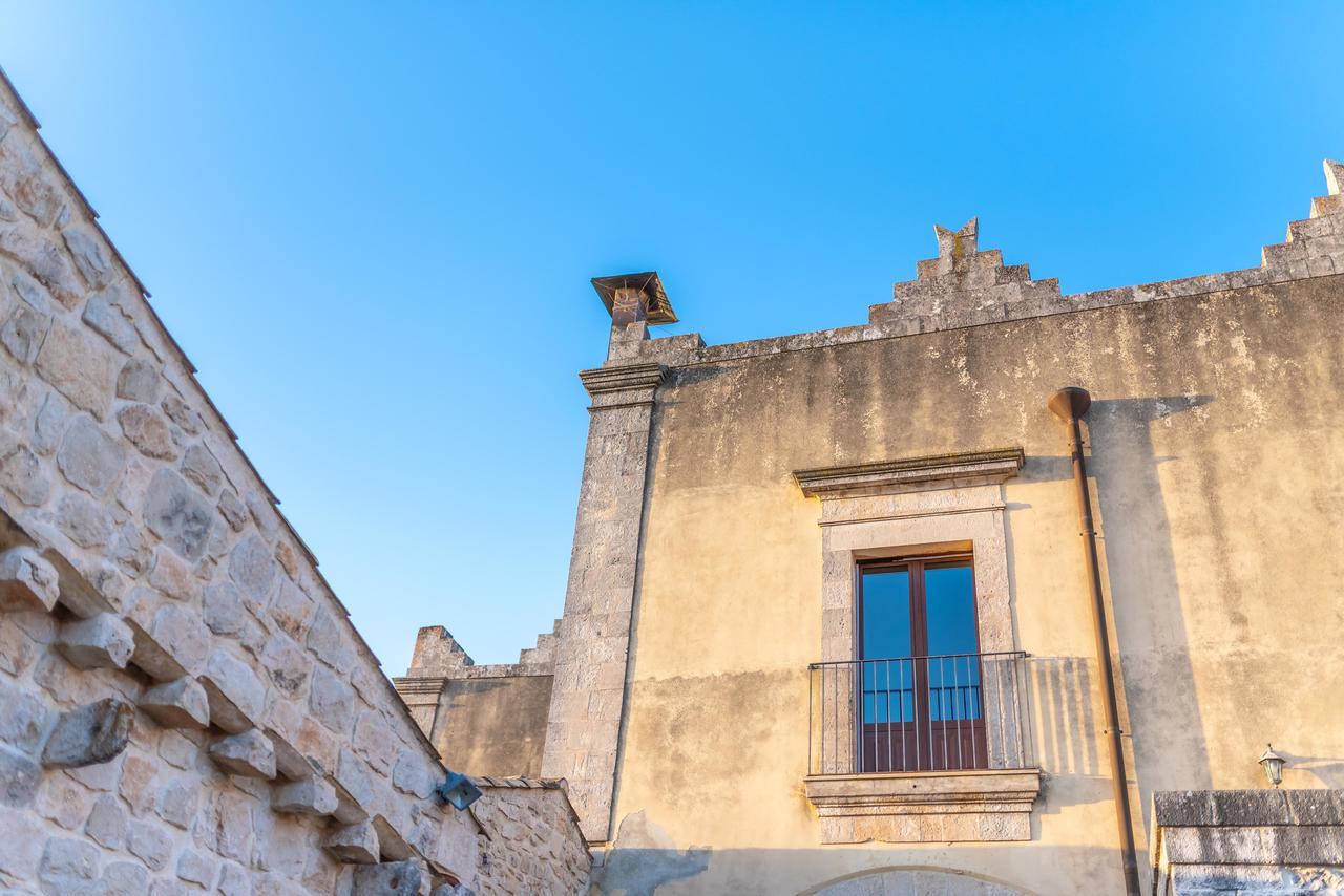 Torre Don Virgilio Country Hotel Cannizzara Buitenkant foto