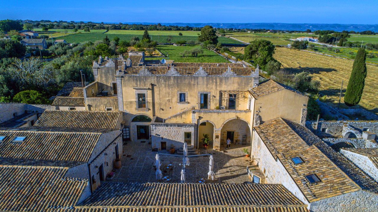 Torre Don Virgilio Country Hotel Cannizzara Buitenkant foto
